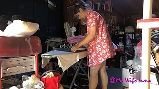 Я глажу, дай мне поработать, блядь, я хочу это позже