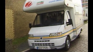 Geile Lehrerin im Wohnmobil gebumst Retro