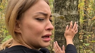 Мамочка с русыми волосами встала в позу, чтобы хахаль мог вдуть ей