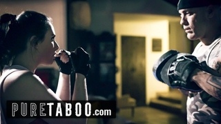 PURE TABOO Эгоистичная актриса Casey Calvert Анальный секс с ее бывшим каскадером