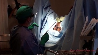 Сексуальная рыжая голова Дейзи Дукати проходит обязательное гино обследование у доктора Тампы, прежде чем она сможет посещать университет Тампы - Часть 9 из 12 - Смотрите этот полный фильм и многое другое ТОЛЬКО на GirlsGoneGyno.Com