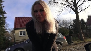 Sex Challenge mit Freunde / draußen im Auto Sex in der öffentlichkeit
